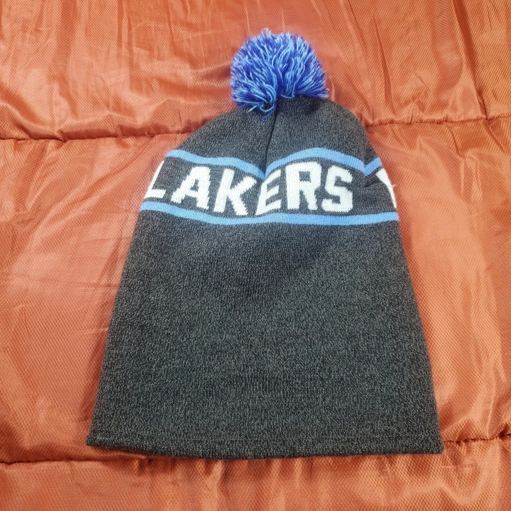 LA Lakers Mitchell & Ness NBA Knit Hat Beanie Cap Embroidery Logo Gray EUC‎